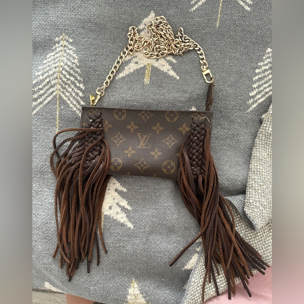 AUTHENTIC Vintage Boho Louis Vuitton